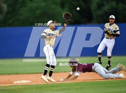 Thumbnail 2 in Highlands vs Edison [Thomas A.] photogallery.