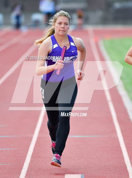 Thumbnail 2 in NIAA Northern League Track & Field Championships 1A, 2A, 3A (Girls 3200m Relay) photogallery.