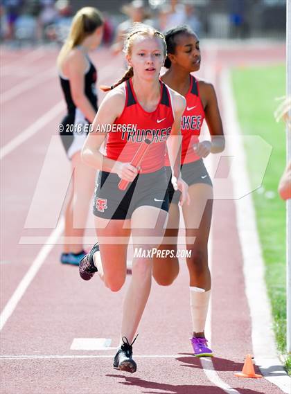 Thumbnail 2 in NIAA Northern League Track & Field Championships 1A, 2A, 3A (Girls 3200m Relay) photogallery.