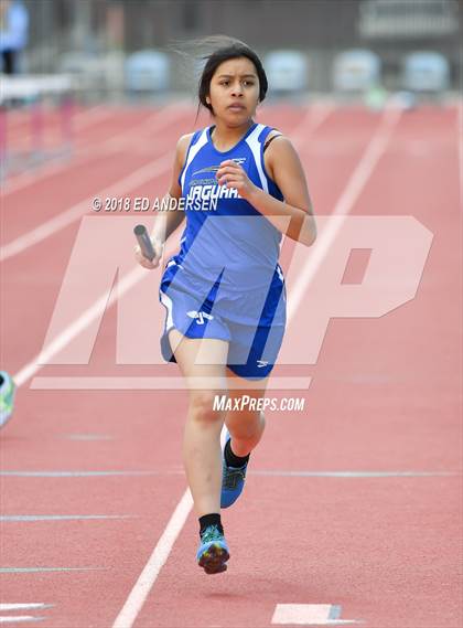 Thumbnail 2 in NIAA Northern League Track & Field Championships 1A, 2A, 3A (Girls 3200m Relay) photogallery.