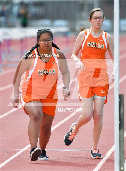 Thumbnail 3 in NIAA Northern League Track & Field Championships 1A, 2A, 3A (Girls 3200m Relay) photogallery.