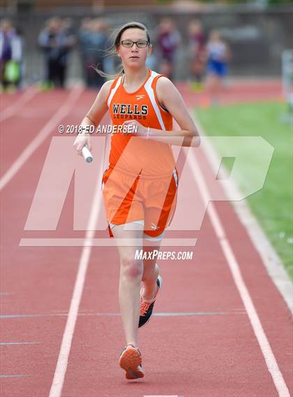 Thumbnail 1 in NIAA Northern League Track & Field Championships 1A, 2A, 3A (Girls 3200m Relay) photogallery.