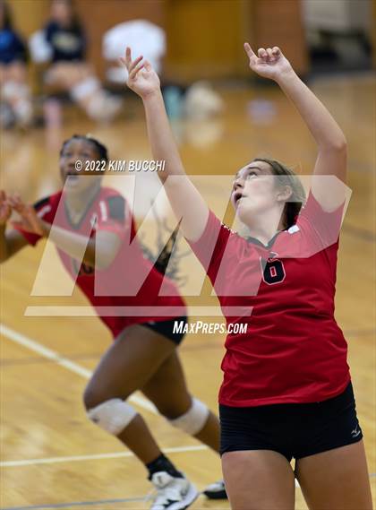 Thumbnail 1 in Grand Blanc vs. Grosse Pointe South (GPS Quad) photogallery.