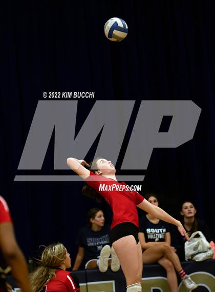 Thumbnail 1 in Grand Blanc vs. Grosse Pointe South (GPS Quad) photogallery.