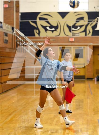 Thumbnail 3 in Grand Blanc vs. Grosse Pointe South (GPS Quad) photogallery.