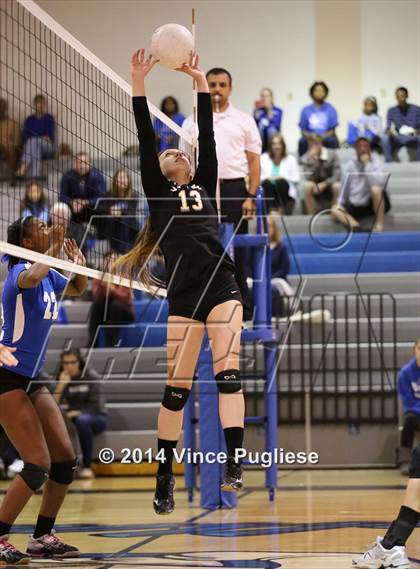 Thumbnail 2 in Xavier Prep @ Burbank (CIF SS Playoffs) photogallery.