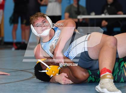Thumbnail 3 in Viking Invitational photogallery.