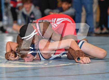 Thumbnail 2 in Viking Invitational photogallery.