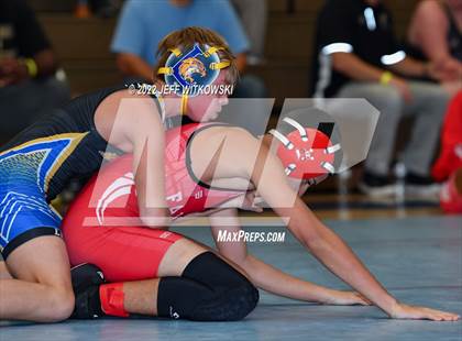 Thumbnail 2 in Viking Invitational photogallery.