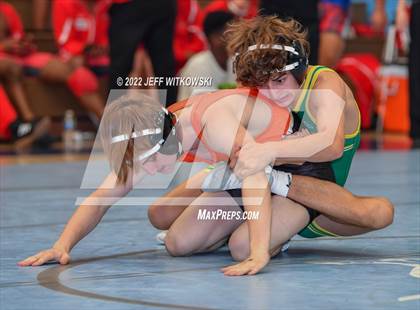 Thumbnail 3 in Viking Invitational photogallery.