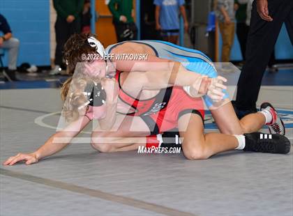 Thumbnail 2 in Viking Invitational photogallery.