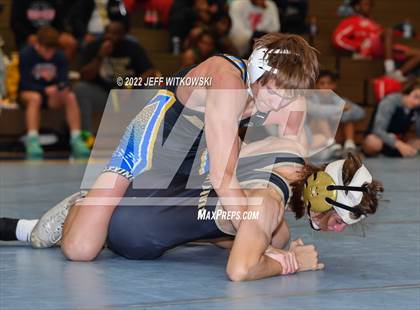 Thumbnail 2 in Viking Invitational photogallery.