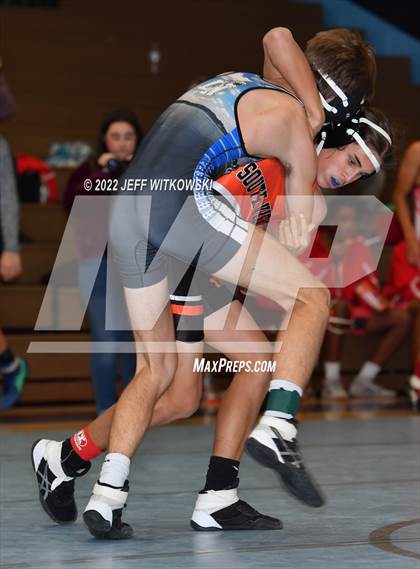 Thumbnail 2 in Viking Invitational photogallery.