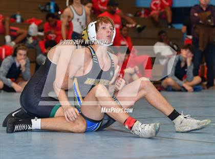 Thumbnail 3 in Viking Invitational photogallery.