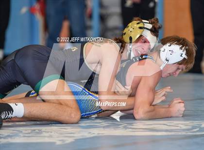 Thumbnail 2 in Viking Invitational photogallery.