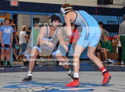 Thumbnail 3 in Viking Invitational photogallery.