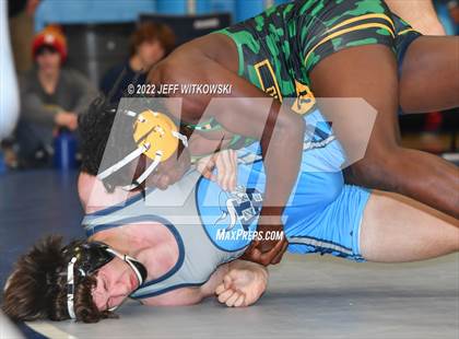 Thumbnail 2 in Viking Invitational photogallery.