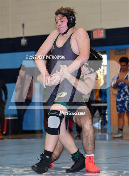 Thumbnail 2 in Viking Invitational photogallery.