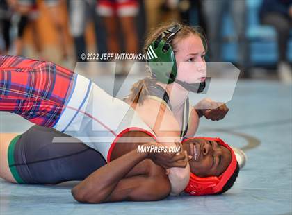 Thumbnail 3 in Viking Invitational photogallery.
