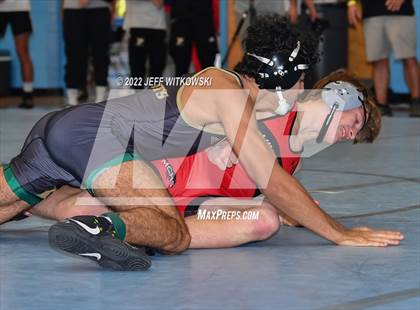 Thumbnail 3 in Viking Invitational photogallery.