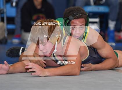 Thumbnail 3 in Viking Invitational photogallery.