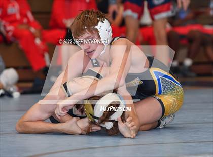 Thumbnail 2 in Viking Invitational photogallery.