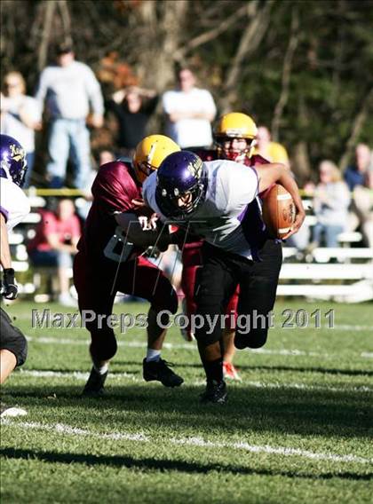 Thumbnail 2 in Granby Memorial vs. Ellington/Somers photogallery.