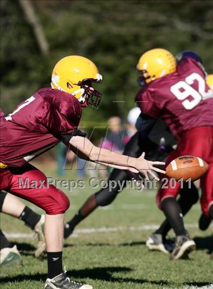 Thumbnail 3 in Granby Memorial vs. Ellington/Somers photogallery.