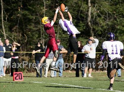 Thumbnail 2 in Granby Memorial vs. Ellington/Somers photogallery.