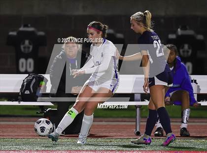 Thumbnail 1 in Mountain View @ Gig Harbor (WIAA 3A Section Playoffs) photogallery.