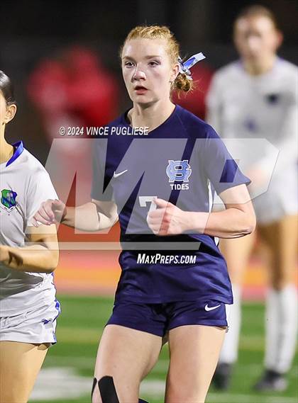 Thumbnail 2 in Mountain View @ Gig Harbor (WIAA 3A Section Playoffs) photogallery.