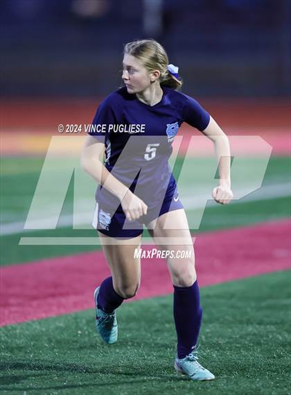 Thumbnail 1 in Mountain View @ Gig Harbor (WIAA 3A Section Playoffs) photogallery.