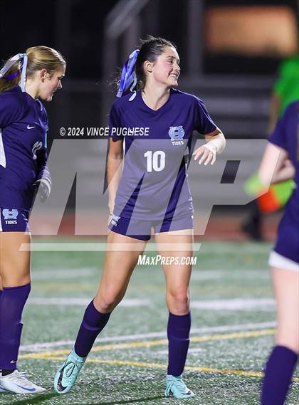Thumbnail 1 in Mountain View @ Gig Harbor (WIAA 3A Section Playoffs) photogallery.
