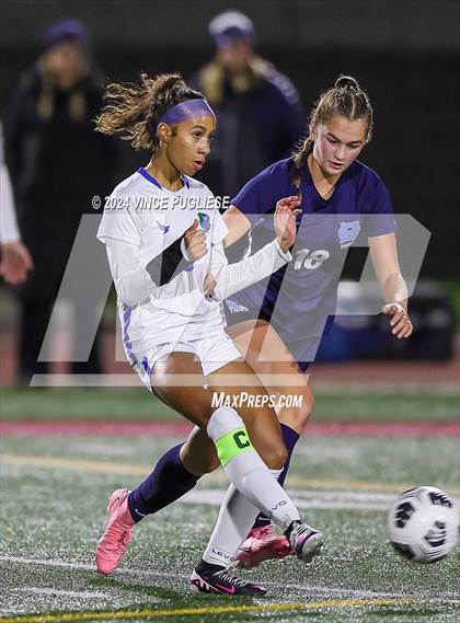 Thumbnail 3 in Mountain View @ Gig Harbor (WIAA 3A Section Playoffs) photogallery.