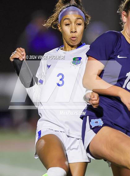 Thumbnail 1 in Mountain View @ Gig Harbor (WIAA 3A Section Playoffs) photogallery.