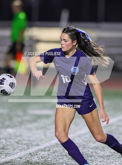 Thumbnail 1 in Mountain View @ Gig Harbor (WIAA 3A Section Playoffs) photogallery.
