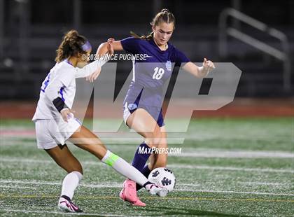 Thumbnail 2 in Mountain View @ Gig Harbor (WIAA 3A Section Playoffs) photogallery.