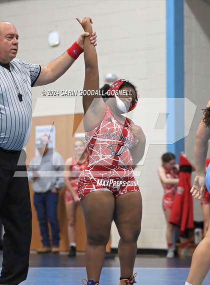 Thumbnail 3 in Swansboro vs Jacksonville (Beast of the East) photogallery.