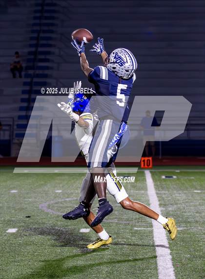 Thumbnail 3 in Hamshire-Fannett @ West Orange-Stark photogallery.