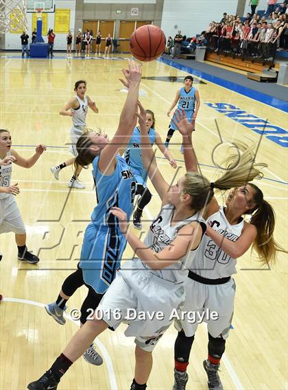 Thumbnail 3 in Sky View vs. American Fork (UHSAA 5A Semifinal) photogallery.