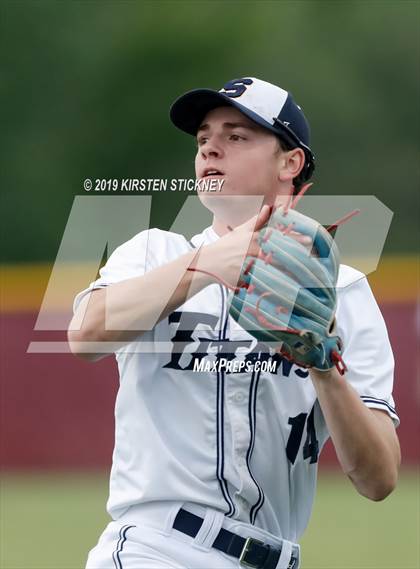 Thumbnail 2 in Lane Tech vs Glenbrook South (IHSA Sectional Semifinal) photogallery.