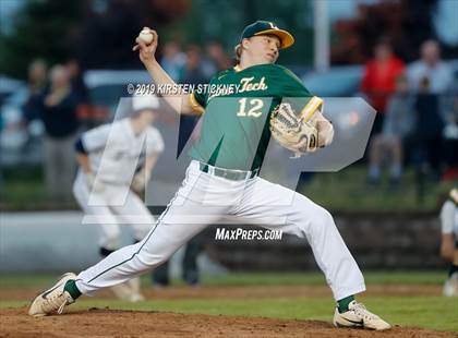 Thumbnail 3 in Lane Tech vs Glenbrook South (IHSA Sectional Semifinal) photogallery.