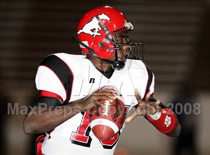 Thumbnail 2 in North Shore vs. Hightower (Texas 5A D1 Area Playoff) photogallery.
