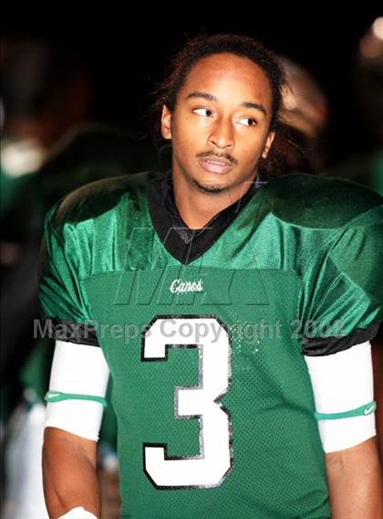 Thumbnail 2 in North Shore vs. Hightower (Texas 5A D1 Area Playoff) photogallery.