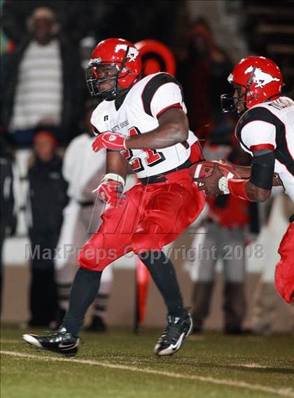 Thumbnail 2 in North Shore vs. Hightower (Texas 5A D1 Area Playoff) photogallery.