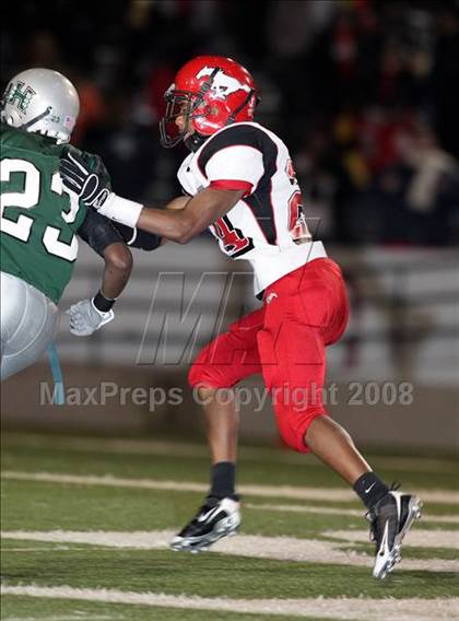 Thumbnail 2 in North Shore vs. Hightower (Texas 5A D1 Area Playoff) photogallery.