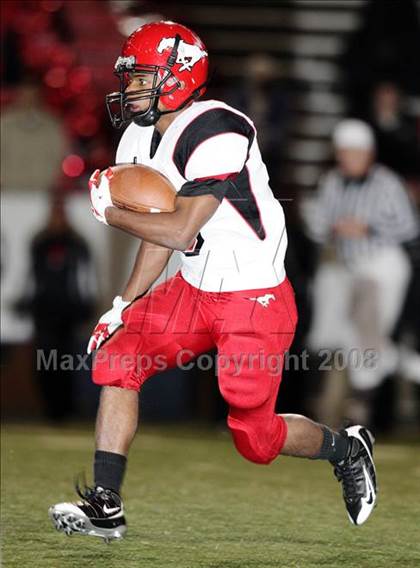 Thumbnail 2 in North Shore vs. Hightower (Texas 5A D1 Area Playoff) photogallery.