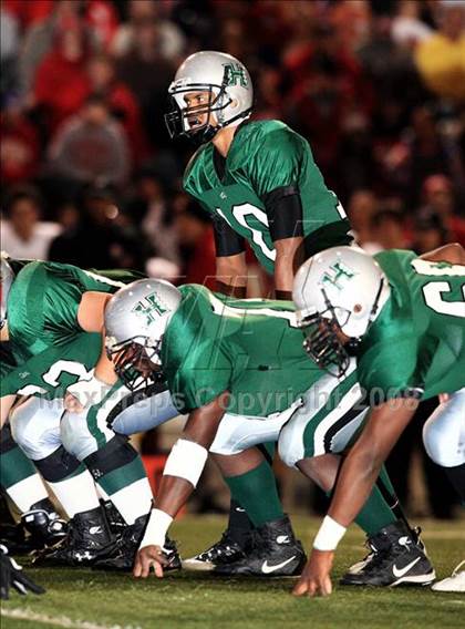 Thumbnail 2 in North Shore vs. Hightower (Texas 5A D1 Area Playoff) photogallery.