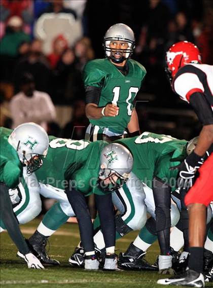 Thumbnail 3 in North Shore vs. Hightower (Texas 5A D1 Area Playoff) photogallery.
