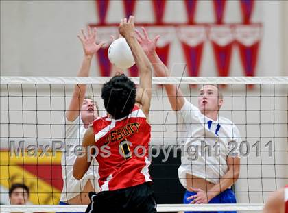 Thumbnail 3 in Rocklin vs. Jesuit (CIF SJS D1 Final) photogallery.